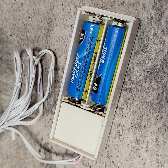 vintage o'well bottle brush lighted christmas tree - Picture 10 of 12